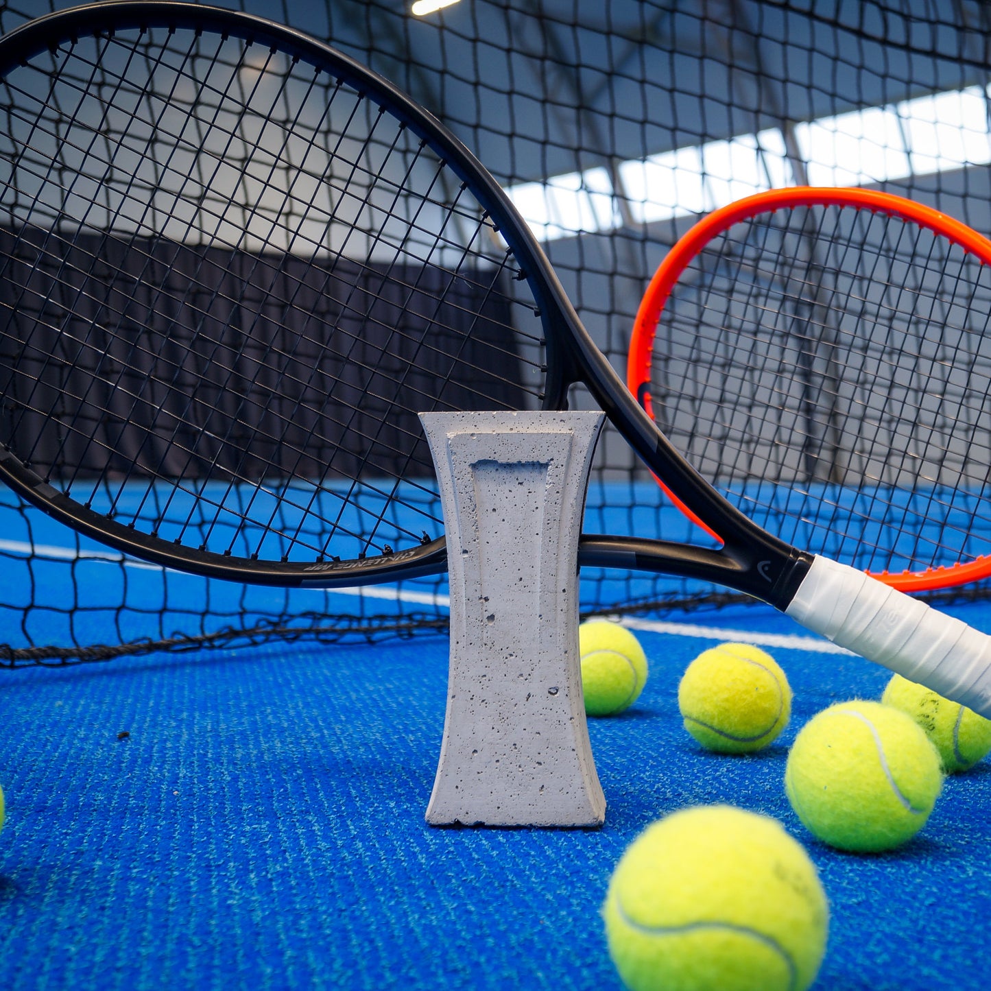Tennis racket holder